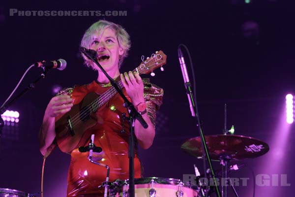 TUNE YARDS - 2014-11-01 - PARIS - Grande Halle de La Villette - 